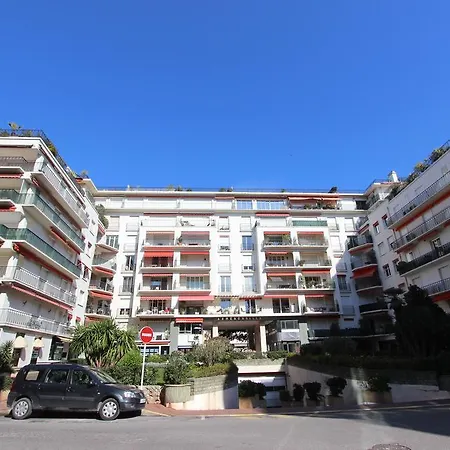 Centre : Rond Point Duboys D'angers Apartment *